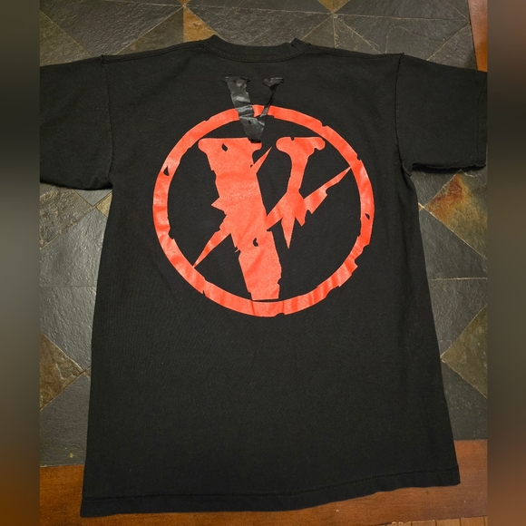 VLONE T-shirt - Picture 4 of 4